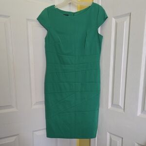 Alyx Emerald Green Cap-Sleeve Midi Sheath Dress